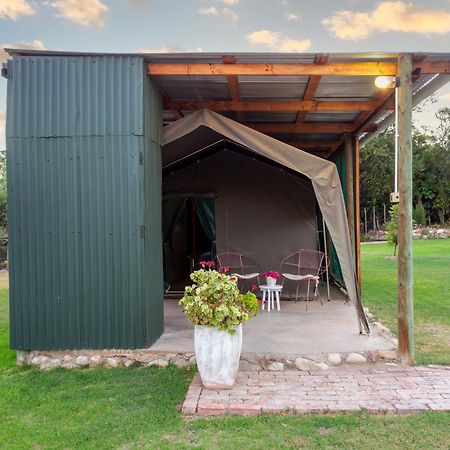 Die Fonteine Country Guesthouse And Glamping Oudtshoorn Exterior photo