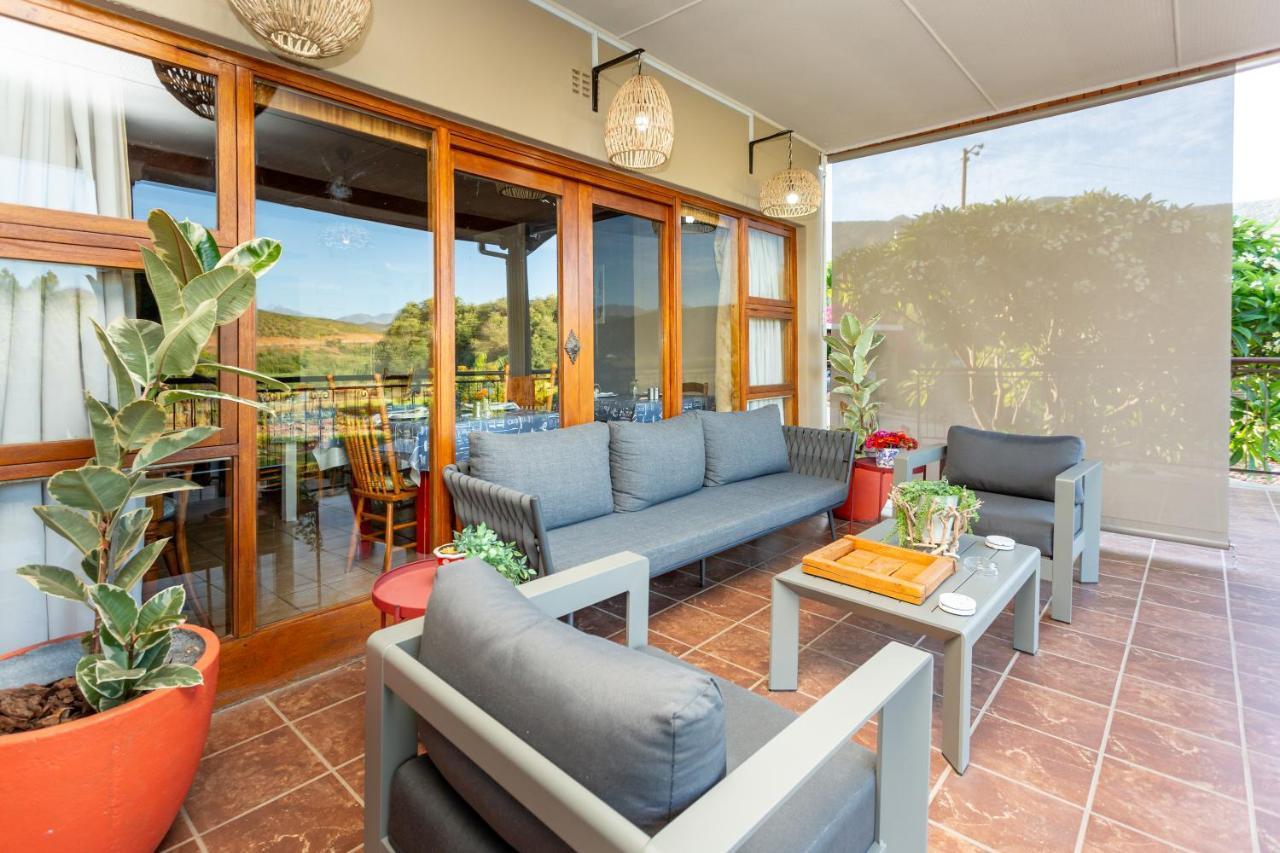 Die Fonteine Country Guesthouse And Glamping Oudtshoorn Exterior photo