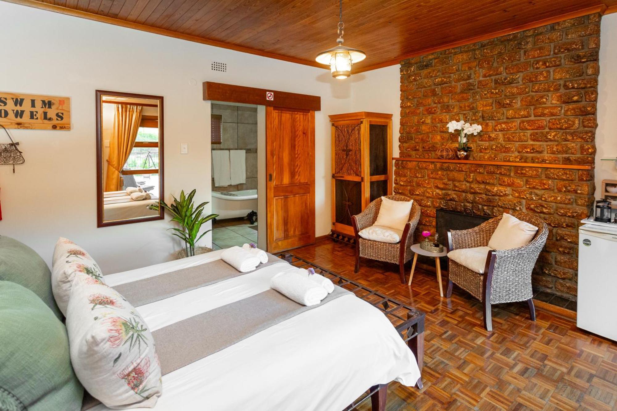 Die Fonteine Country Guesthouse And Glamping Oudtshoorn Exterior photo