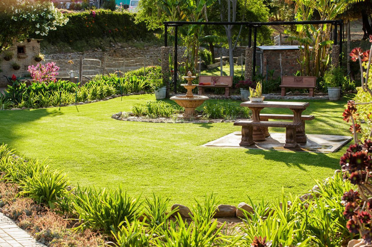 Die Fonteine Country Guesthouse And Glamping Oudtshoorn Exterior photo